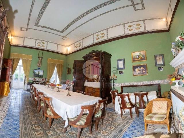 Villetta indipendente in vendita di 1052 m² in Corso Caudino, 11