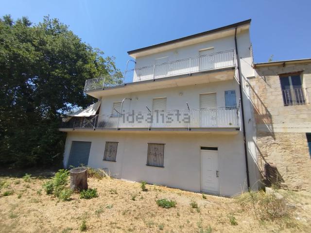 Villetta indipendente in vendita di 105 m² in Via Caporosso