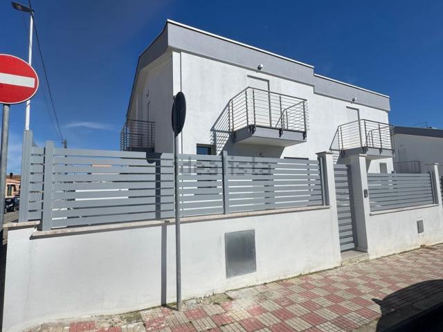 Villetta indipendente in vendita di 105 m² in Via Alfredino Rampi