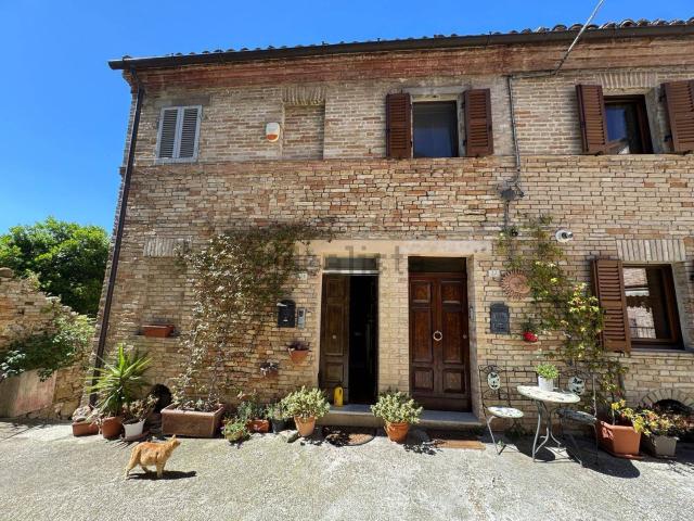 Villetta indipendente in vendita di 105 m² in Via Guglielmo Oberdan