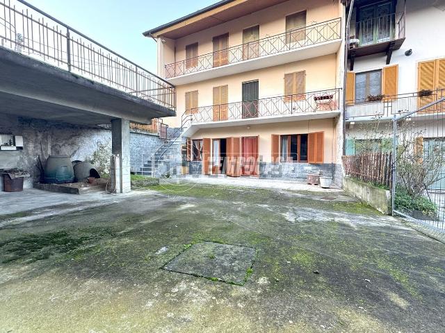 Villetta indipendente in vendita di 105 m² in Via Ettore Perrone