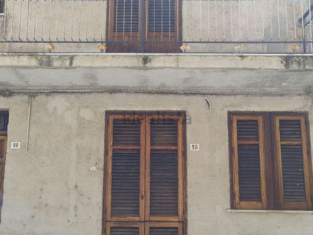 Villetta indipendente in vendita di 105 m² in Via Francesco Crispi, 90