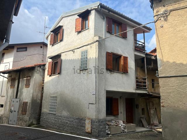 Villetta indipendente in vendita di 105 m² in Via Trento, 11