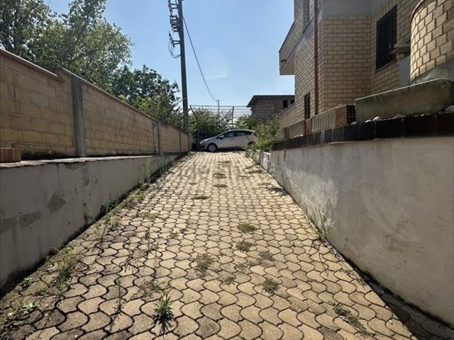 Villetta indipendente in vendita di 105 m² in Via Vomano