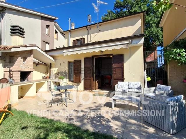 Villetta indipendente in vendita di 105 m² in Viale XXV Aprile, 44