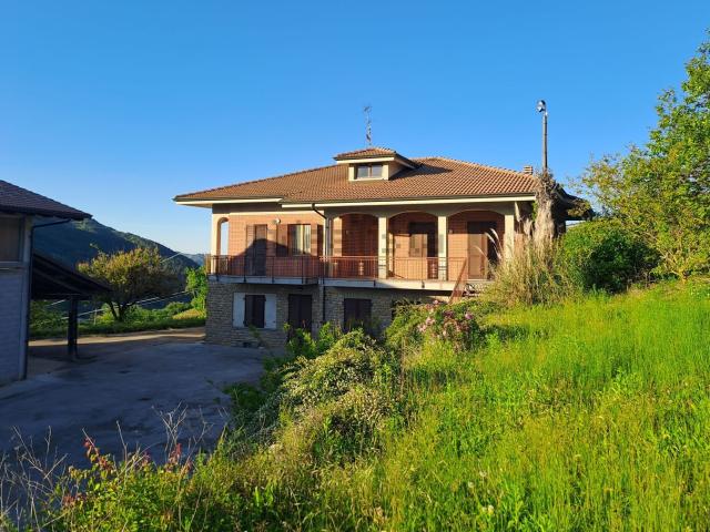 Villetta indipendente in vendita di 1060 m² in Località Corte