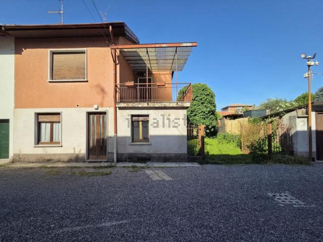 Villetta indipendente in vendita di 106 m² in Via A. Boito, 16