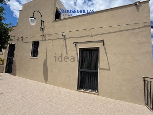 Villetta indipendente in vendita di 106 m² in Via Amante, 24