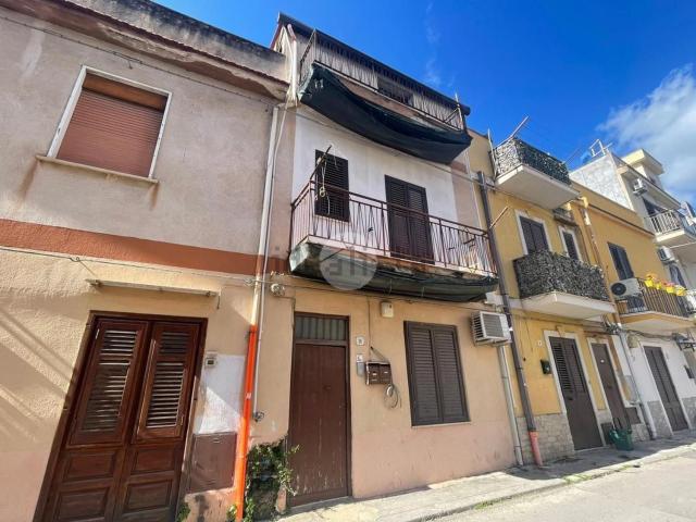 Villetta indipendente in vendita di 106 m² in Via Buzzanca