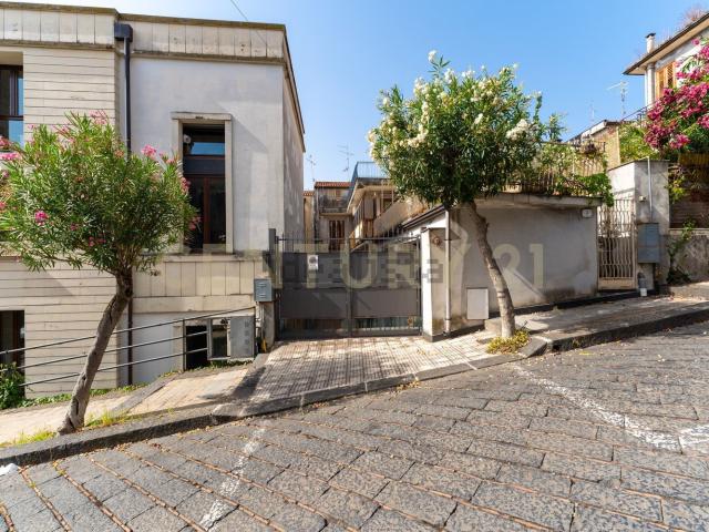 Villetta indipendente in vendita di 106 m² in Via Monte Grappa, 8