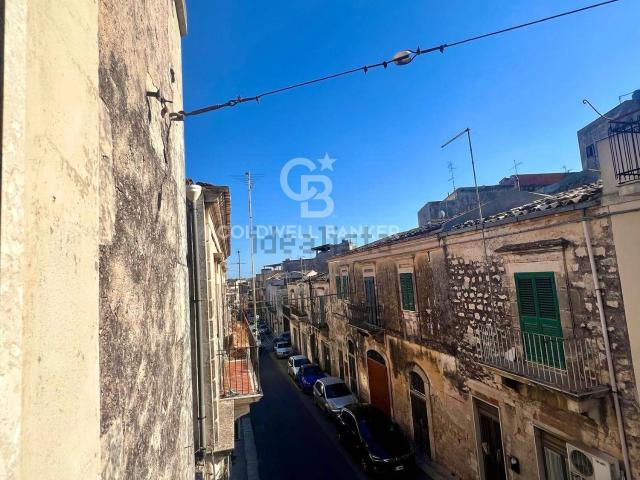 Villetta indipendente in vendita di 106 m² in Corso Vittorio Emanuele, 258