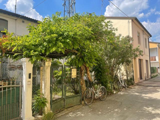 Villetta indipendente in vendita di 107 m² in Via Montenero