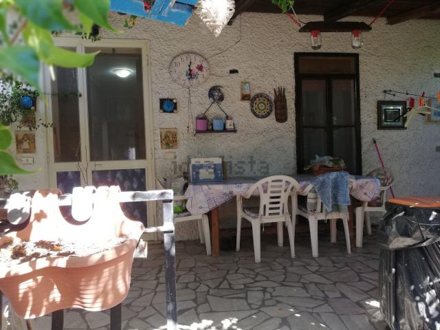 Villetta indipendente in vendita di 107 m² in Viale delle Rose, 93