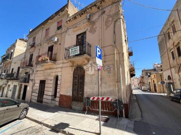 Villetta indipendente in vendita di 107 m² in Corso Giuseppe Garibaldi, 236