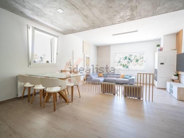 Villetta indipendente in vendita di 107 m² in Strada Senza Nome