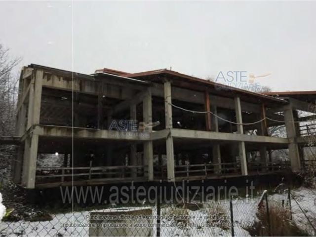 Villetta indipendente in vendita di 1086 m²