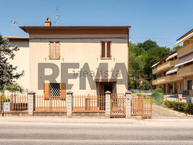 Villetta indipendente in vendita di 108 m² in Via Clementina, 100