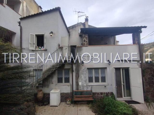Villetta indipendente in vendita di 108 m² in Via G. Pirrone, 1