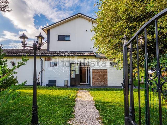 Villetta indipendente in vendita di 108 m² in Via Nazionale Nord, 87