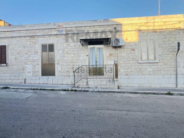 Villetta indipendente in vendita di 109 m² in Via AUGUSTO, 6