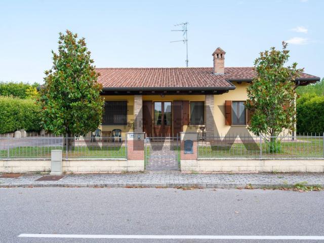 Villetta indipendente in vendita di 109 m² in Via Eugenio Curiel