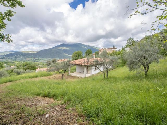 Villetta indipendente in vendita di 110 m² in Via Castiglione