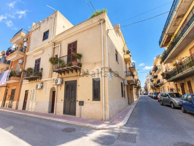 Villetta indipendente in vendita di 110 m² in Via Celsi, 8