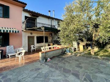 Villetta indipendente in vendita di 110 m² in Via Cercatoia Alta, 100