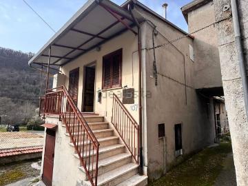 Villetta indipendente in vendita di 110 m² in Via A. Costa, 107
