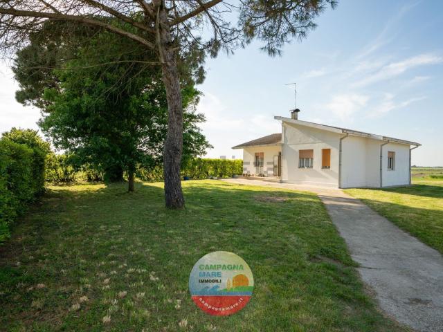 Villetta indipendente in vendita di 110 m² in Via G. Zappaterra, 10