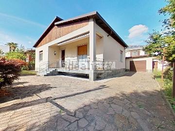Villetta indipendente in vendita di 110 m² in Via Gian Lorenzo Bernini, 16