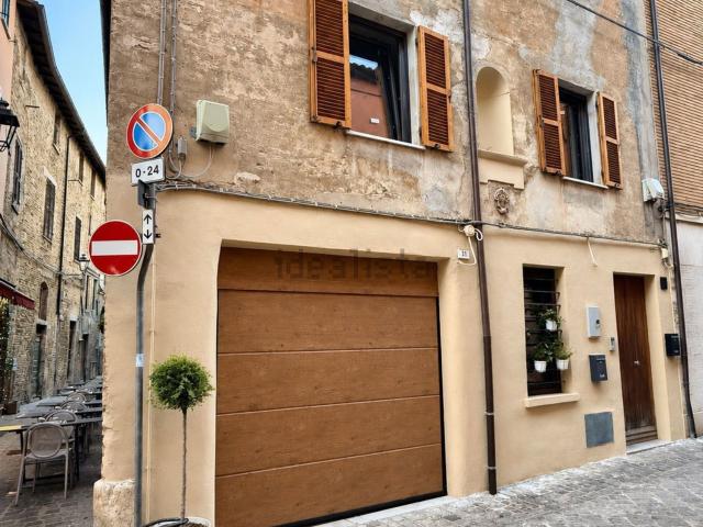 Villetta indipendente in vendita di 110 m² in Via Giovanni de Tonsis