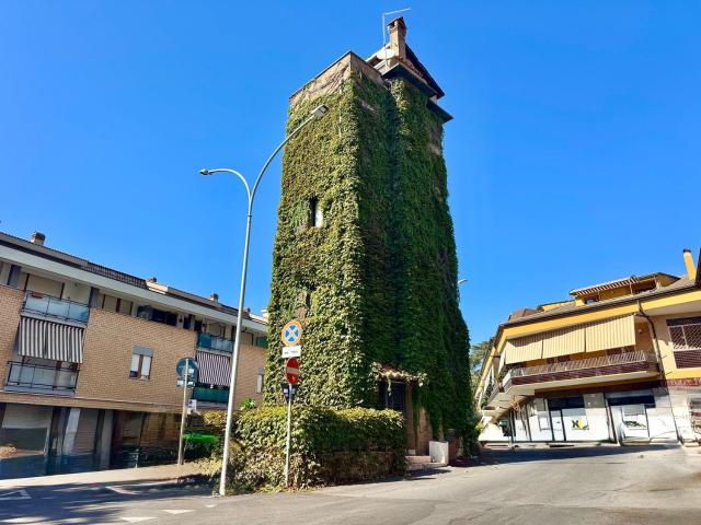 Villetta indipendente in vendita di 110 m² in Via Gustavo Giovannoni