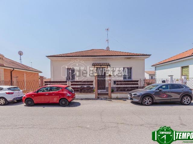 Villetta indipendente in vendita di 110 m² in Via dei Pollaioli