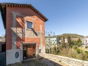 Villetta indipendente in vendita di 110 m² in Via delle Canterine