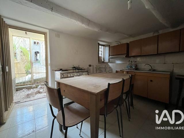 Villetta indipendente in vendita di 110 m² in Via Fontana Nuova