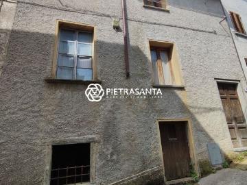 Villetta indipendente in vendita di 110 m² in Via Fillungo
