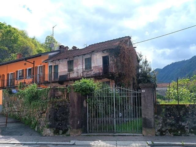 Villetta indipendente in vendita di 110 m² in Via Martinoli Giuseppe