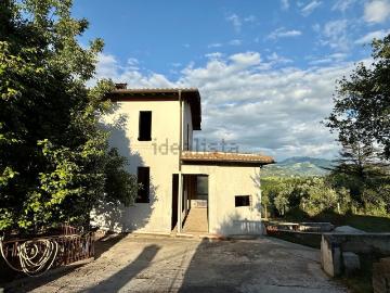 Villetta indipendente in vendita di 110 m² in Via S. Pellico, 10