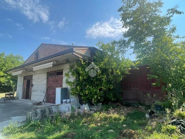 Villetta indipendente in vendita di 110 m² in Via Salato, 5