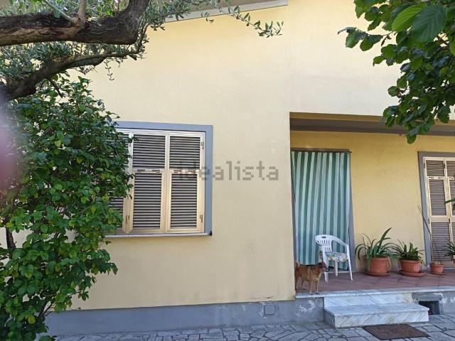Villetta indipendente in vendita di 110 m² in Via San Leonardo