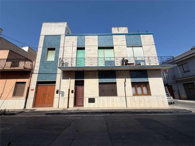 Villetta indipendente in vendita di 110 m² in Via Spontini, 24