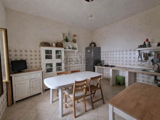 Villetta indipendente in vendita di 110 m² in Via Parise, 2