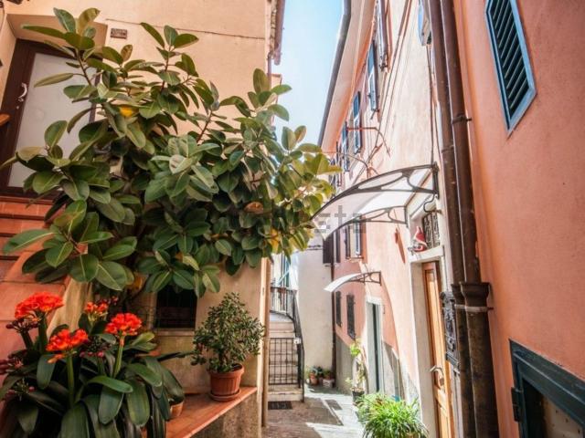 Villetta indipendente in vendita di 110 m² in Via Pezzi Grande, 21