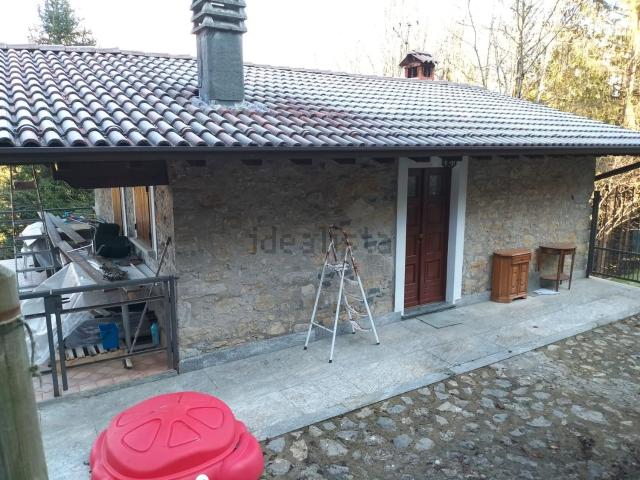 Villetta indipendente in vendita di 110 m² in Via Perletti