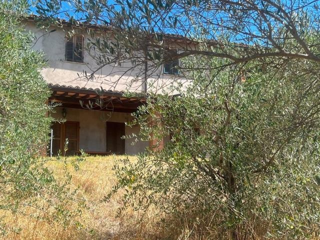 Villetta indipendente in vendita di 110 m² in Via Pietrarossa