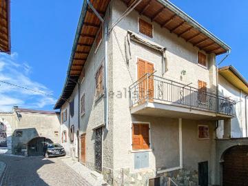 Villetta indipendente in vendita di 110 m² in Via Pulciano Gaino