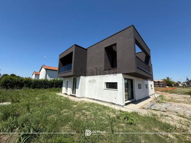 Villetta indipendente in vendita di 110 m² in Via Roberto Schiavo Lena
