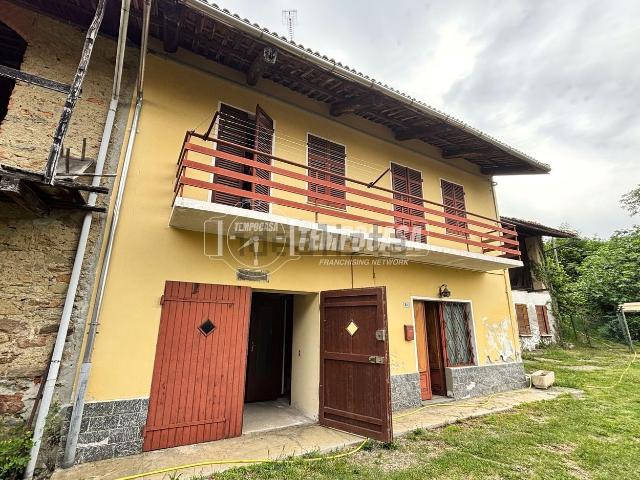 Villetta indipendente in vendita di 110 m² in Via Roma
