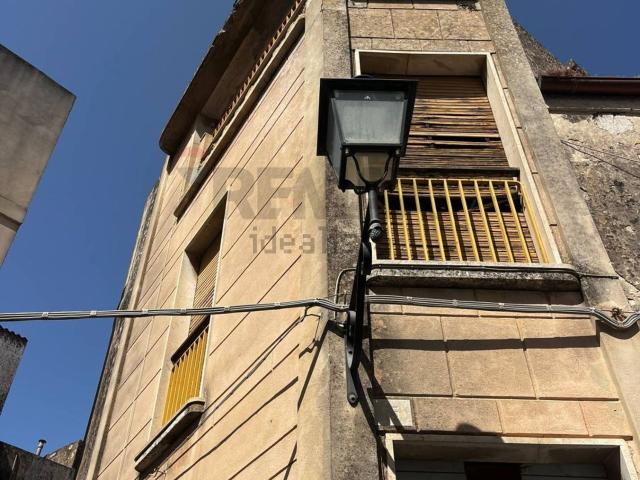 Villetta indipendente in vendita di 110 m² in Via Regina Elena, 55